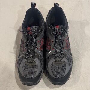 New Balance Men's Black and Red Athletic Shoes